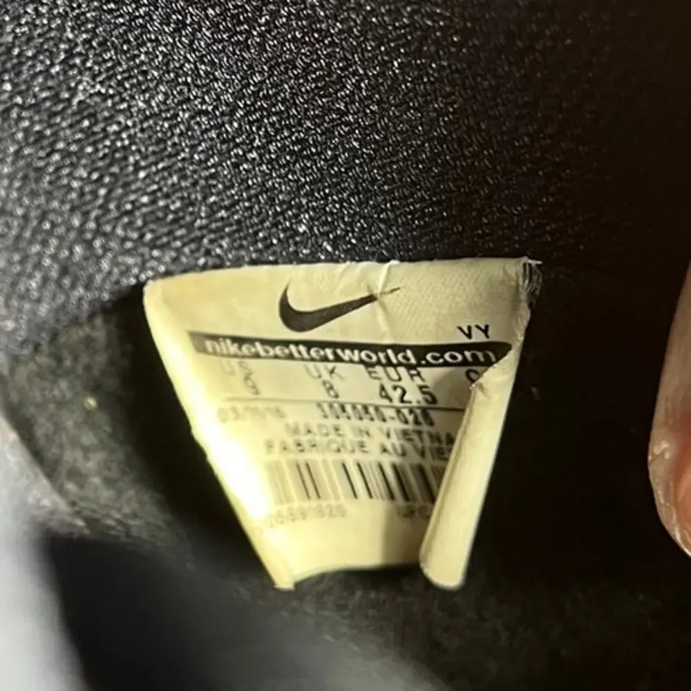 Nike preowned normal